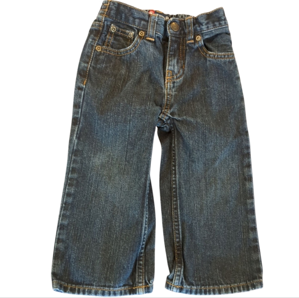 CHAPS Dark Wash Straight Leg Jeans
